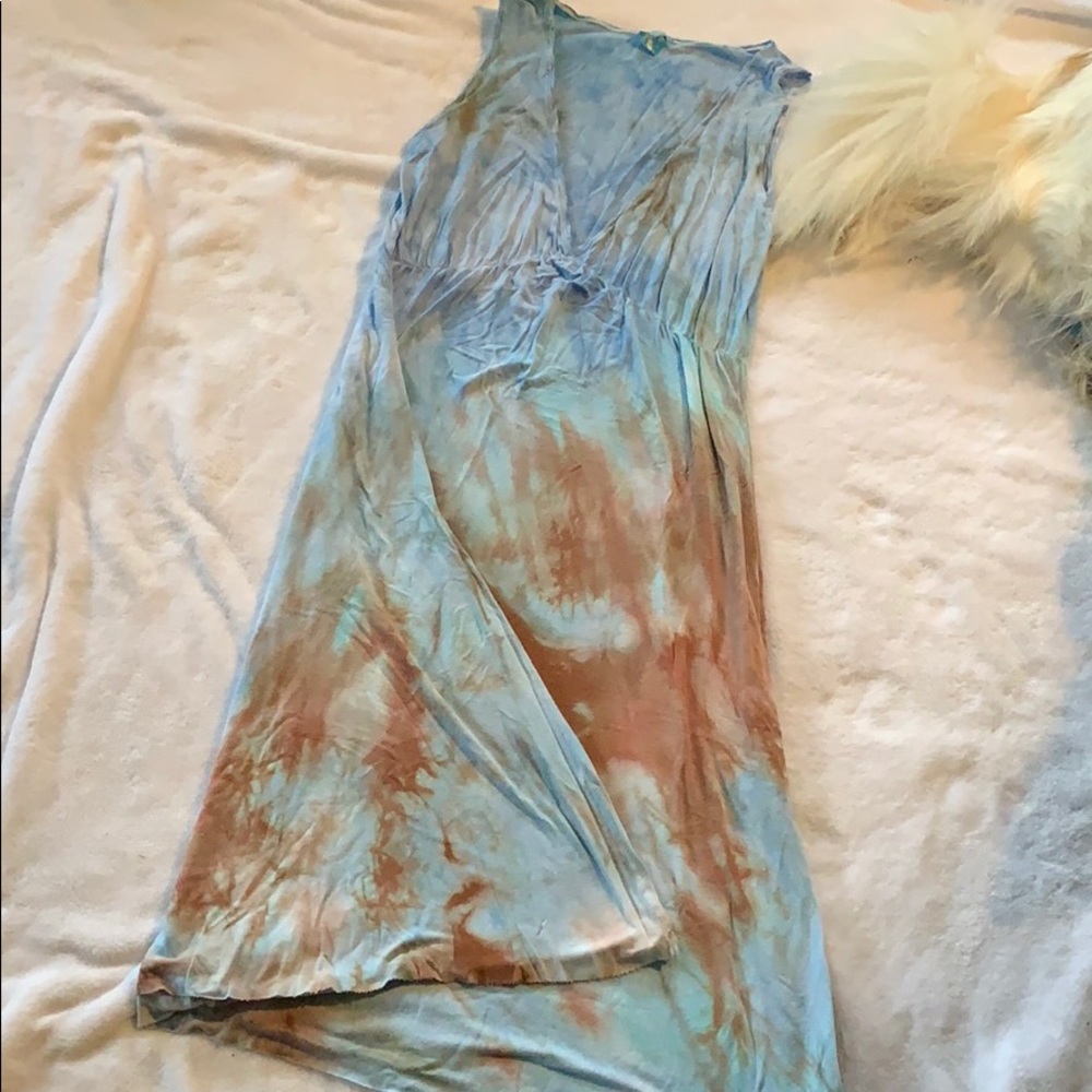 Boutique dress deep V-neck